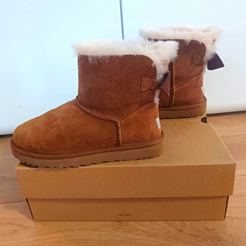 Ugg suede bow - suede, mini