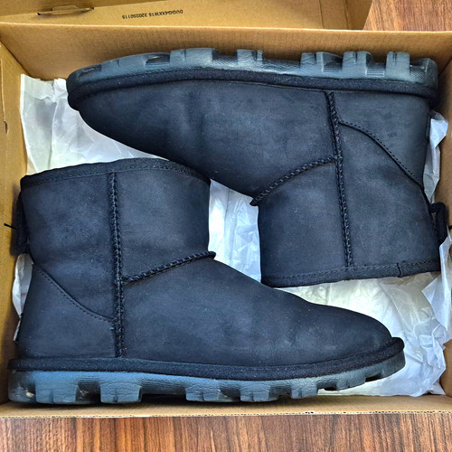 Ugg essential mini leather - essential,