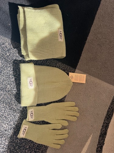 Ugg set olive grün - set,